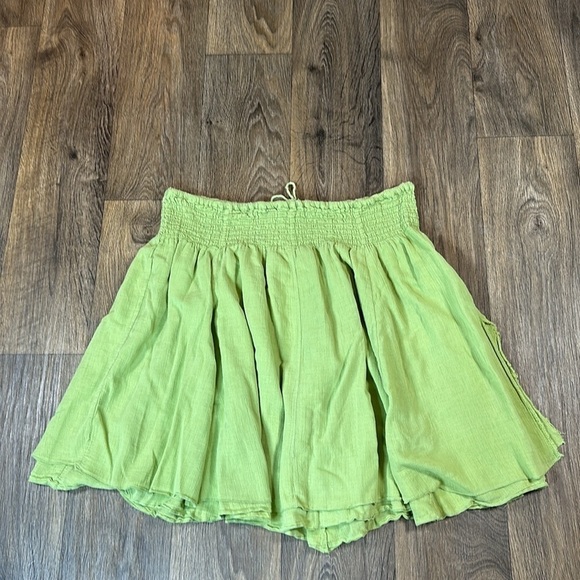 Green Summer Skirt - Picture 3 of 5